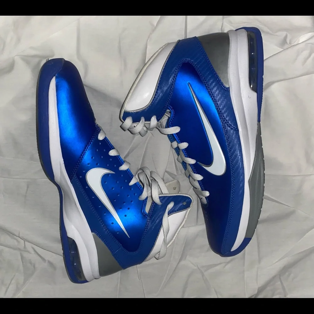 Brand New Nike…size 10.5 Blue Sneakers - Picture 1 of 1